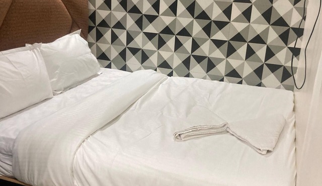 Hotel Vile Parle Executive Near Nanavati