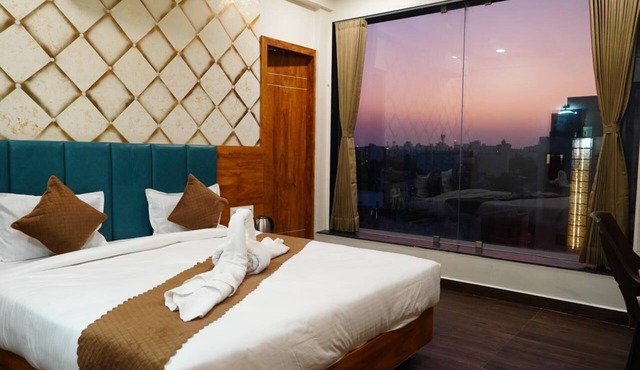 Hotel vraj palace