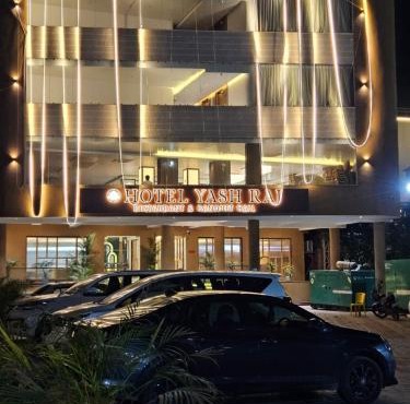 Hotelyashraj