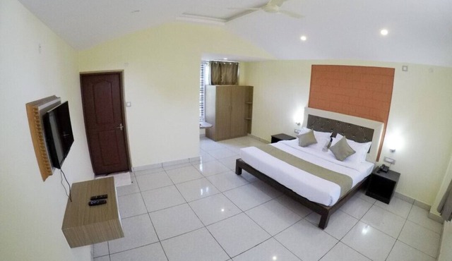 Hoysala Resort DELUXE COTTAGE 5