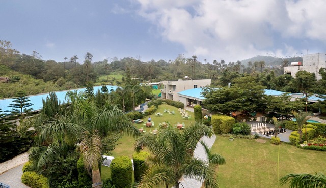 Hummingbird Resort
