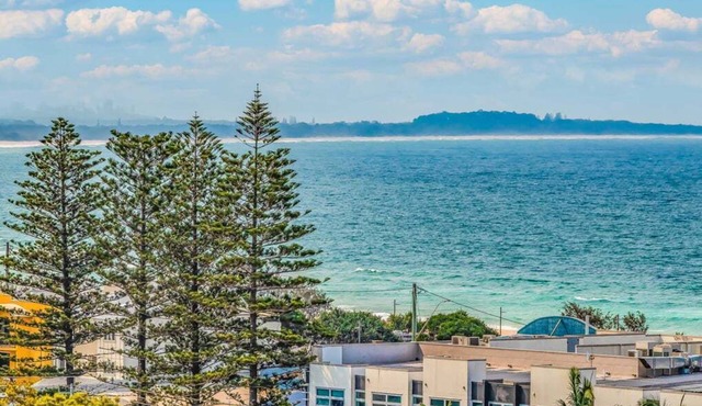 Humpback Villa by Holiday Management Co. in Tweed
