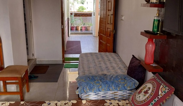 Ideal Cool Calm Room for Couples & Individuals with kitchenette