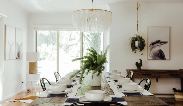 Idyllic Beachhouse Pet Friendly - Up to 12 guests in Silverleaves