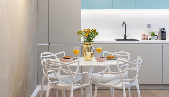 Il Lago - Turquoise - Cozy Luxurious Smart Home by the Lake