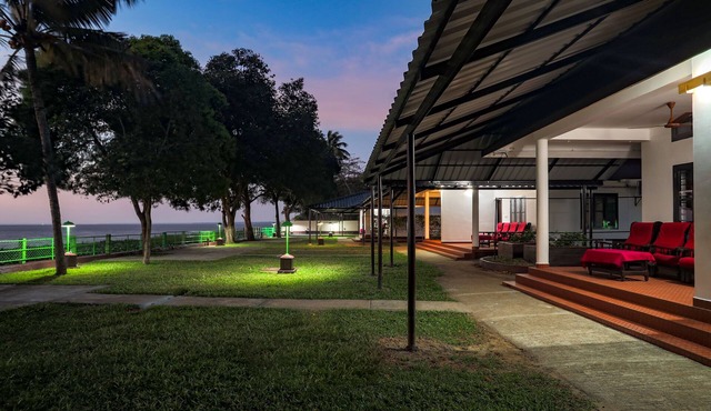 ILLIKKALAM Lakeside Cottages Kumarakom Kerala