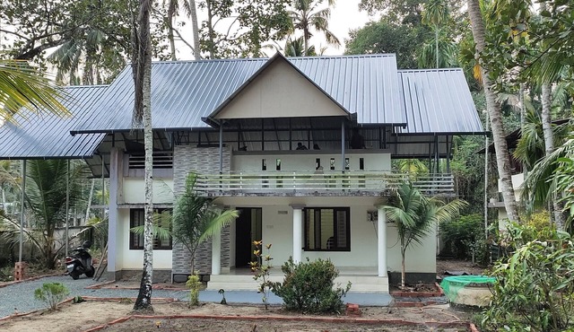 Independent villa near Amritapuri with A/c , UPS & Wi-Fi