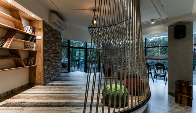 Indie Stays -BKC, Kalina
