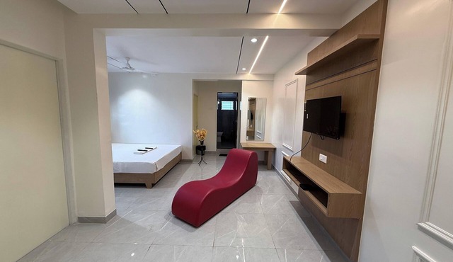 Indraprastha Executive Lodging