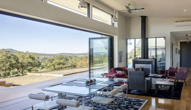 Indulge yourself with space to exhale and take in the views over a glass of rose in Steels Creek