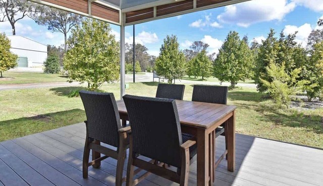 Ironbark Hill Villa 5