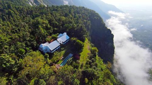 Isla's Ridge - A CGH Earth SAHA Experience