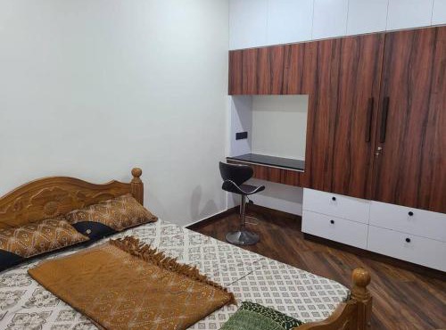 It is 1 BHK house in the FF