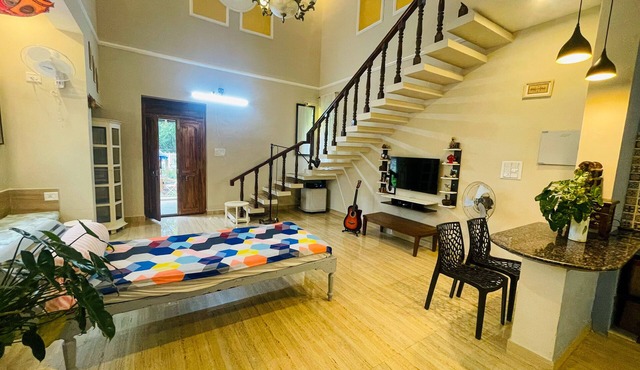 Italian vibe luxury villa with pool and garden