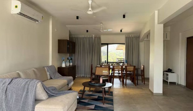Ivory House, Alibaug by Ebony Stays | Peaceful 4BHK Villa with Pool & Garden