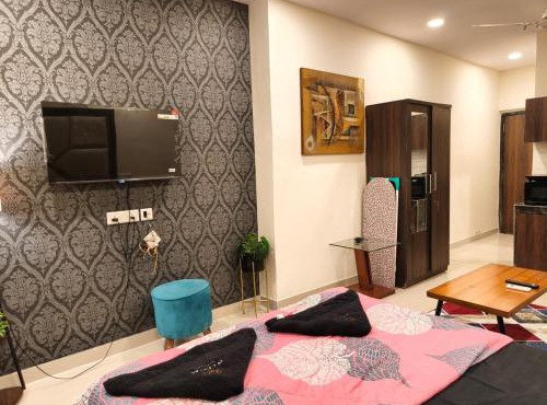 Ivy Good Vibes 302 C-Wing Oshiwara Mumbai