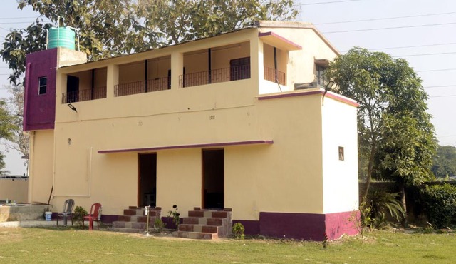 J. M. VILLA HOTEL