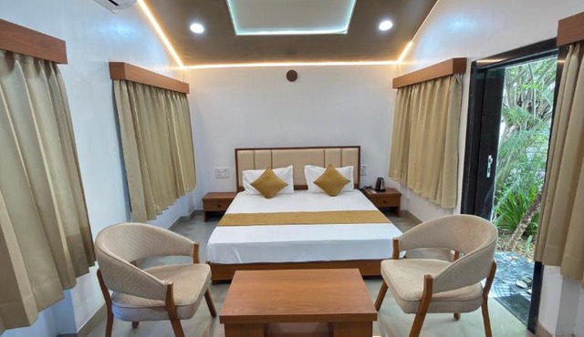 JIMOJI FOREST VILLA 966O9O1OO6 ULTIMATE 5BHK WITH INFINITY POOL JUST 6km FROM Shreenathji Temple By SK