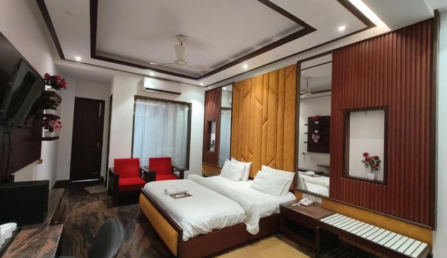 JJK Rukmini Vilas Hotel & Banquet