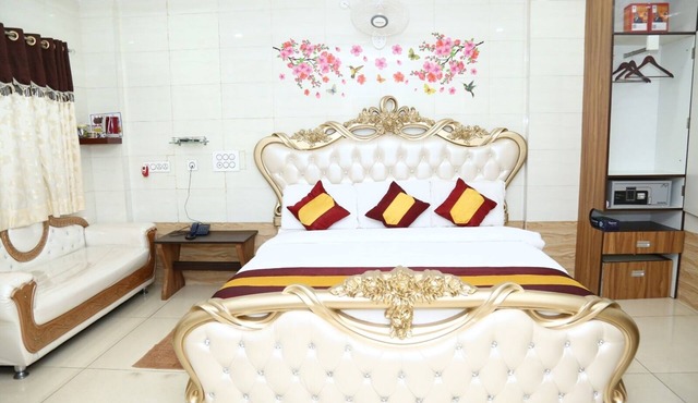 K N Gupta Residency