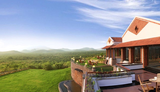 Kadambavanam Ethnic Village Resort
