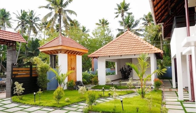 Kalloos Island Backwater Resort