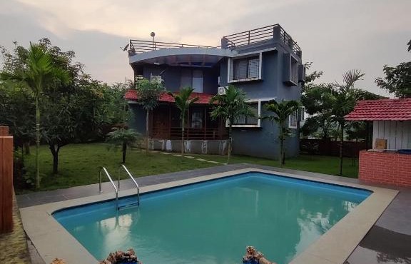 Karjat - 3 BHK Private Bungalow with Private Pool & Garden