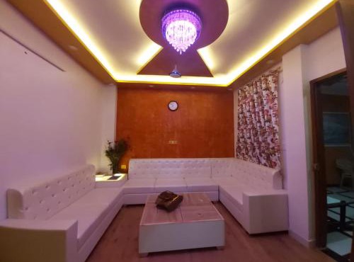 Karni villa lovely 2 bhk appt and terrace