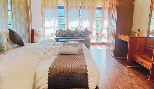 Knight Suites - Premium Cottage