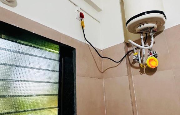Konkan Central Kankavali AC 6 Bed Family Room in Kankauli