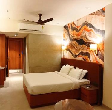 Krishna Palace Hotel , Ulhasnagar