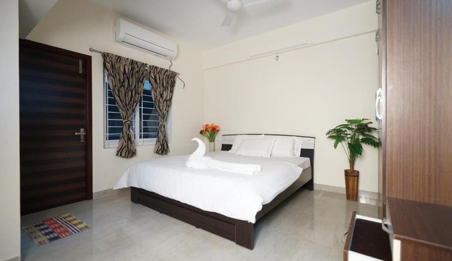 Krishna Vibe Service Apartment