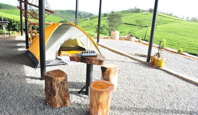 Kudaram County Resort