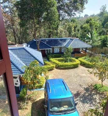 Kuruva Castle Cottages