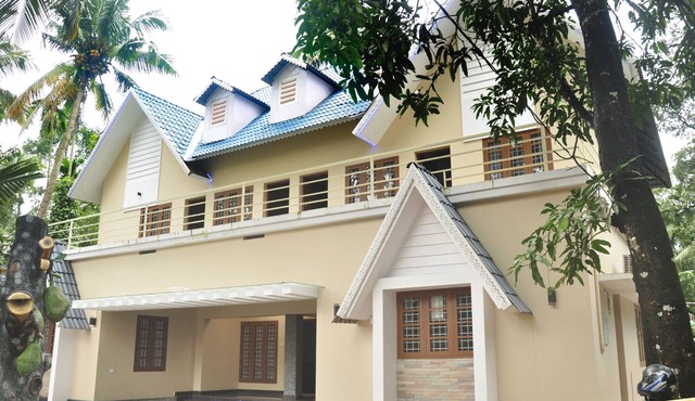 Kuttenchira villa near Cochin airport