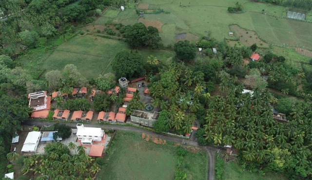 Kuttralam Resorts