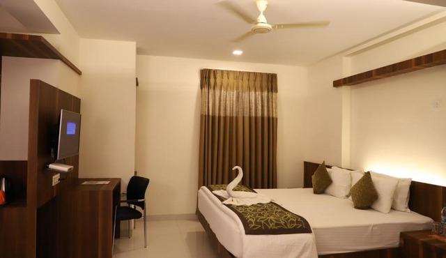 Kyriad Hotel Vijayapura by OTHPL