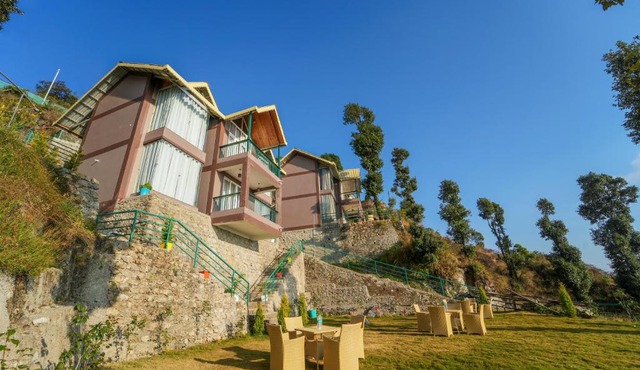 La Belle Vue by Dumnu Homes