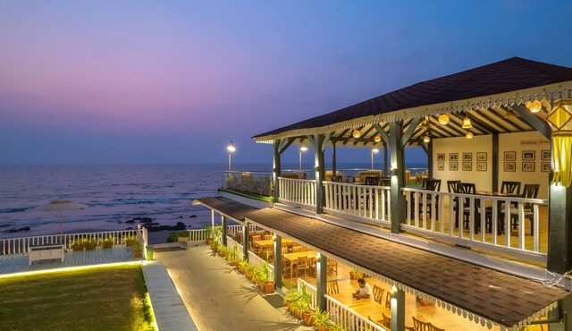 La Cabana Beach and Spa