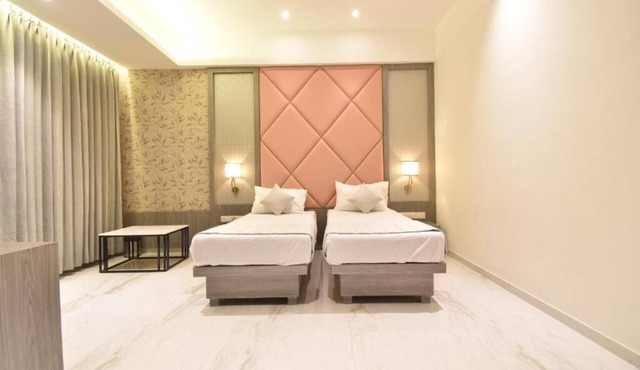 La DHALIA By Glitz Hotels