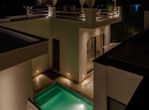 LA VIDA RETREAT