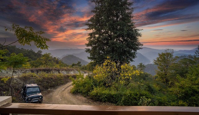 LaHermitage Resort in Lansdowne