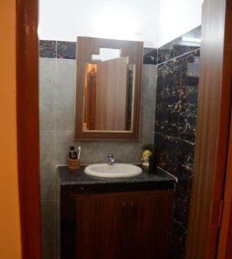 Lake City Homestay