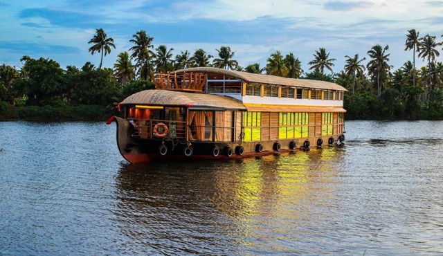 Lakenest day cruise
