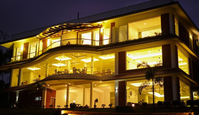 LakeRose Wayanad Resort - Lake view