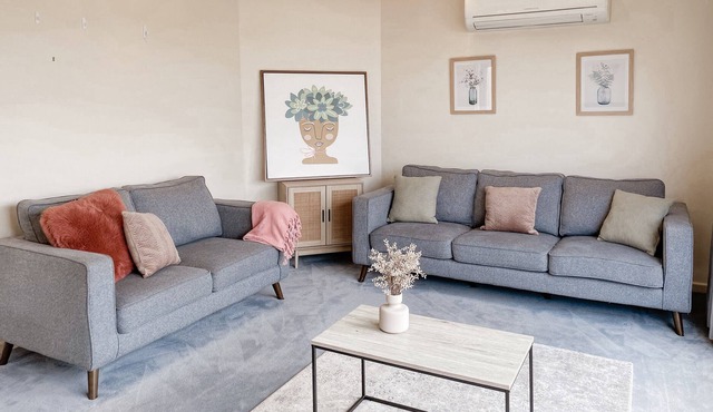 Lakeside Villa in Mount Gambier