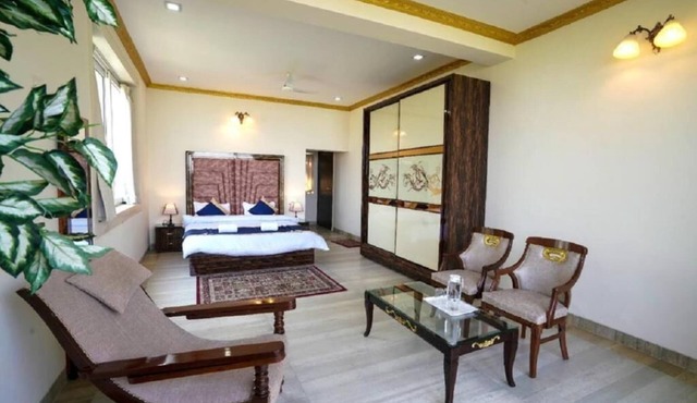 Lakeview Villa by Madstays, Panchgani