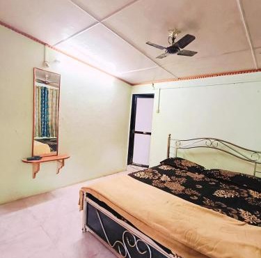 Lakhan cottage