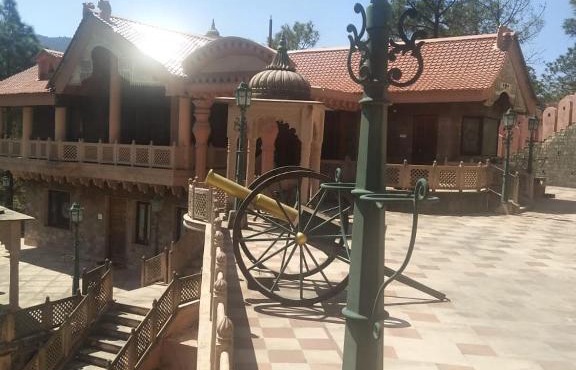 Lal Qila Chail