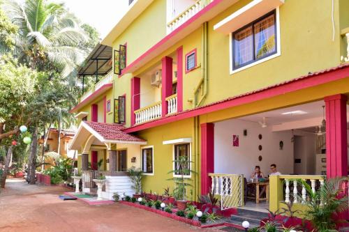 Laliguras Villa Beachside Escape - 100m from Candolim Beach